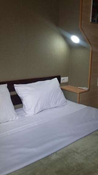 Гостевой дом Joniskera Тбилиси Двухместный номер Делюкс с 1 кроватью и ванной-23