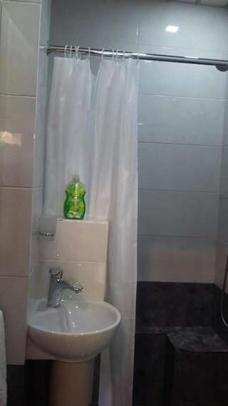 Гостевой дом Joniskera Тбилиси Двухместный номер Делюкс с 1 кроватью и дополнительной кроватью-39